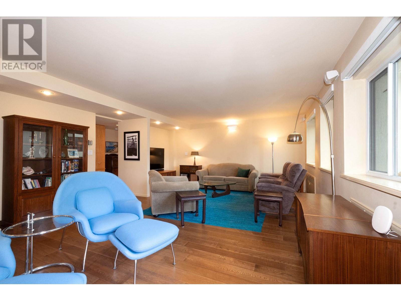 606 1949 BEACH AVENUE, Vancouver real estate listing R3009935