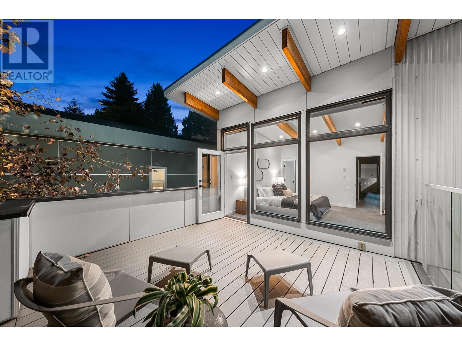 1140 W 17 STREET, North Vancouver real estate listing R3009955