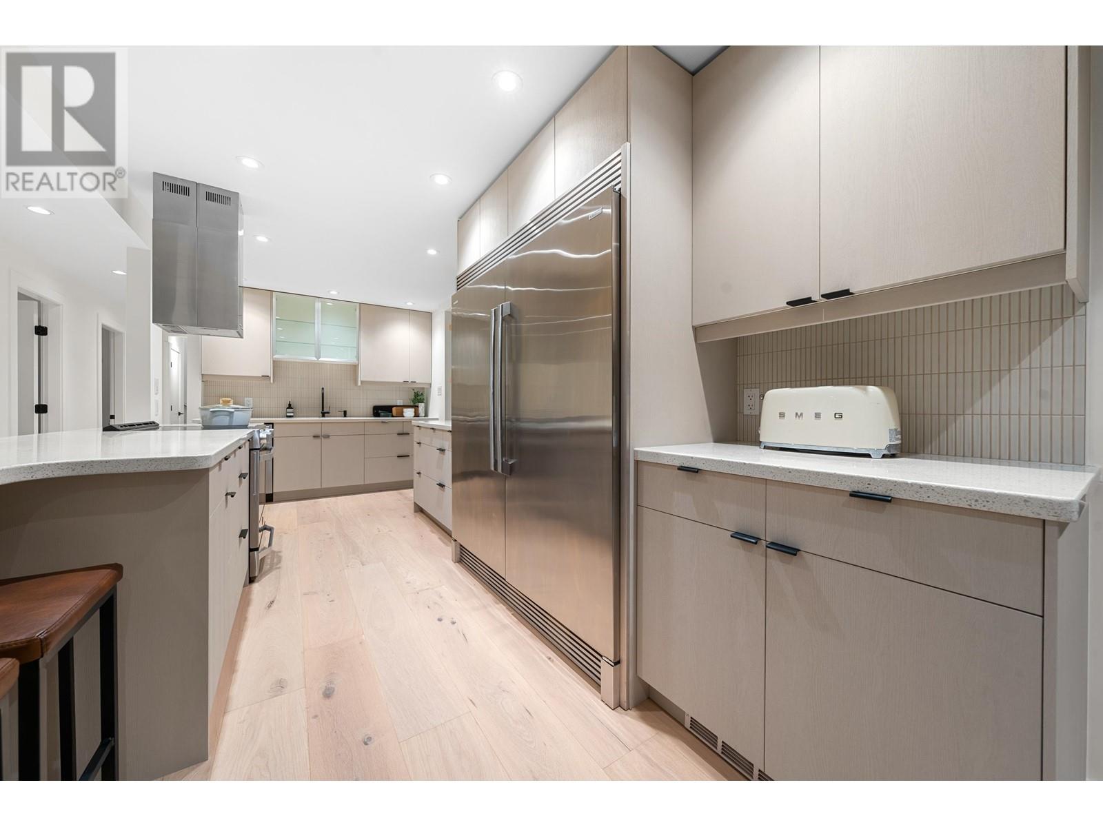 1140 W 17 STREET, North Vancouver real estate listing R3009955