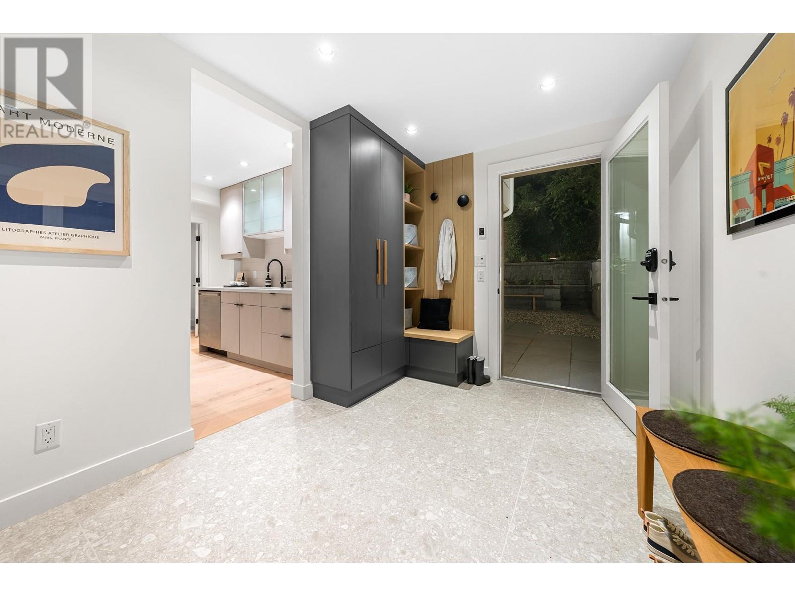 1140 W 17 STREET, North Vancouver real estate listing R3009955