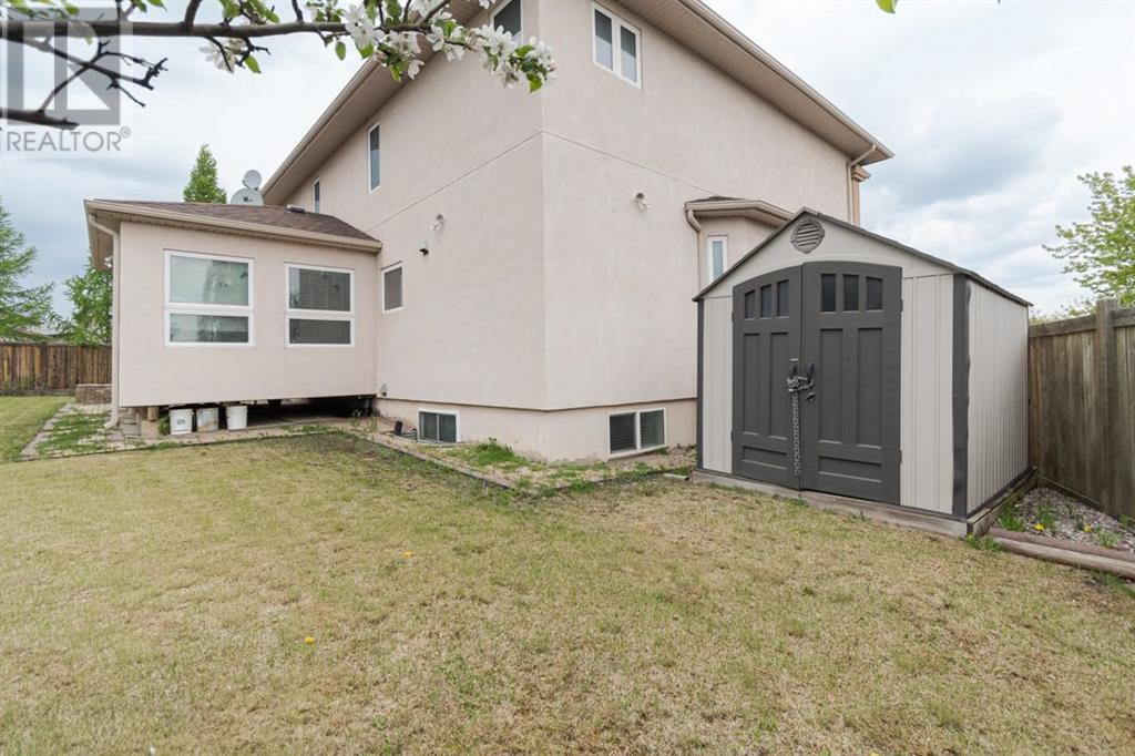 Photo 16 of 127 Pew Lane, Fort Mcmurray AB