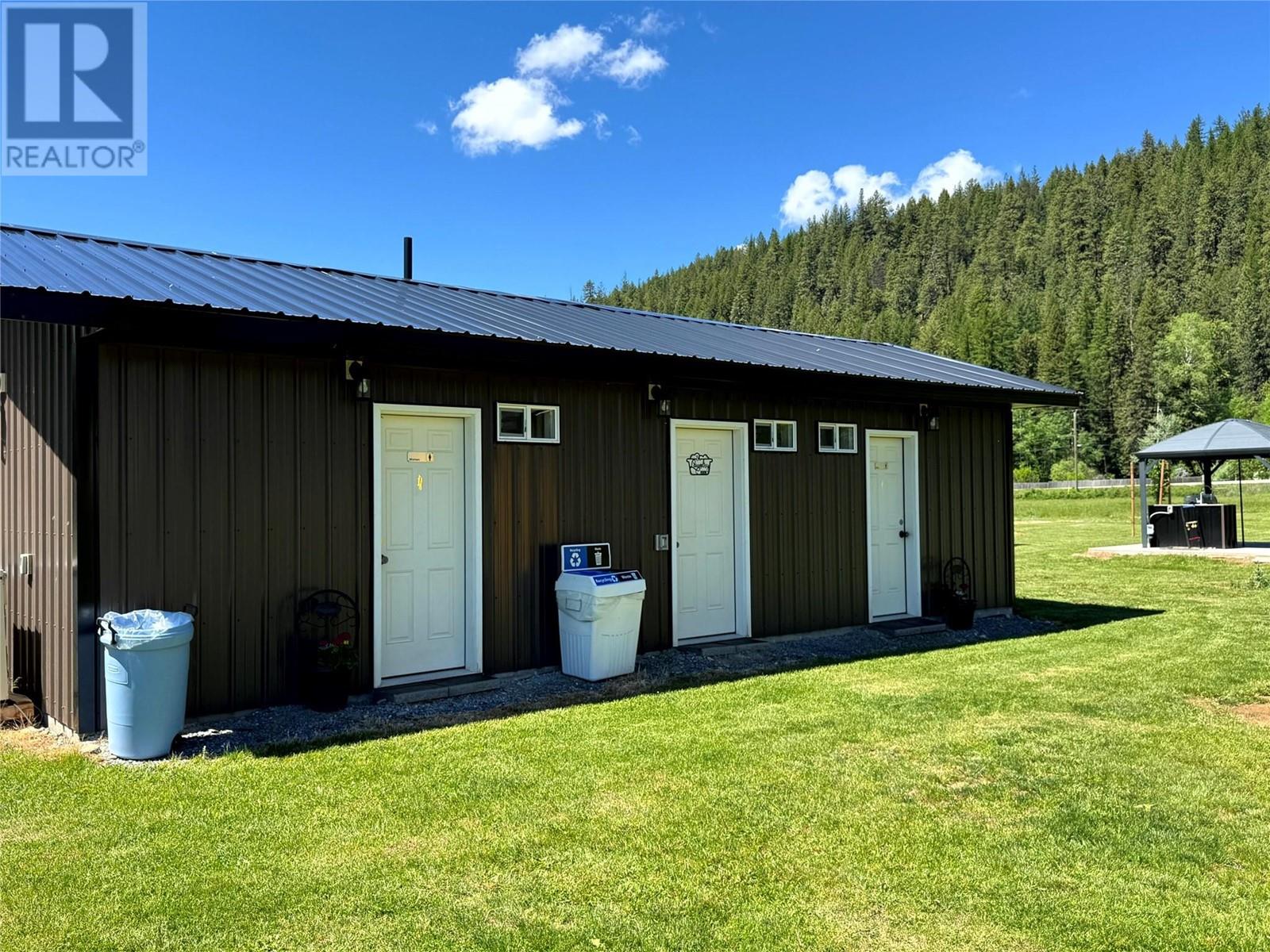 Other for Sale in Yahk – 8623 3/95 Highway, Yahk - Image 30