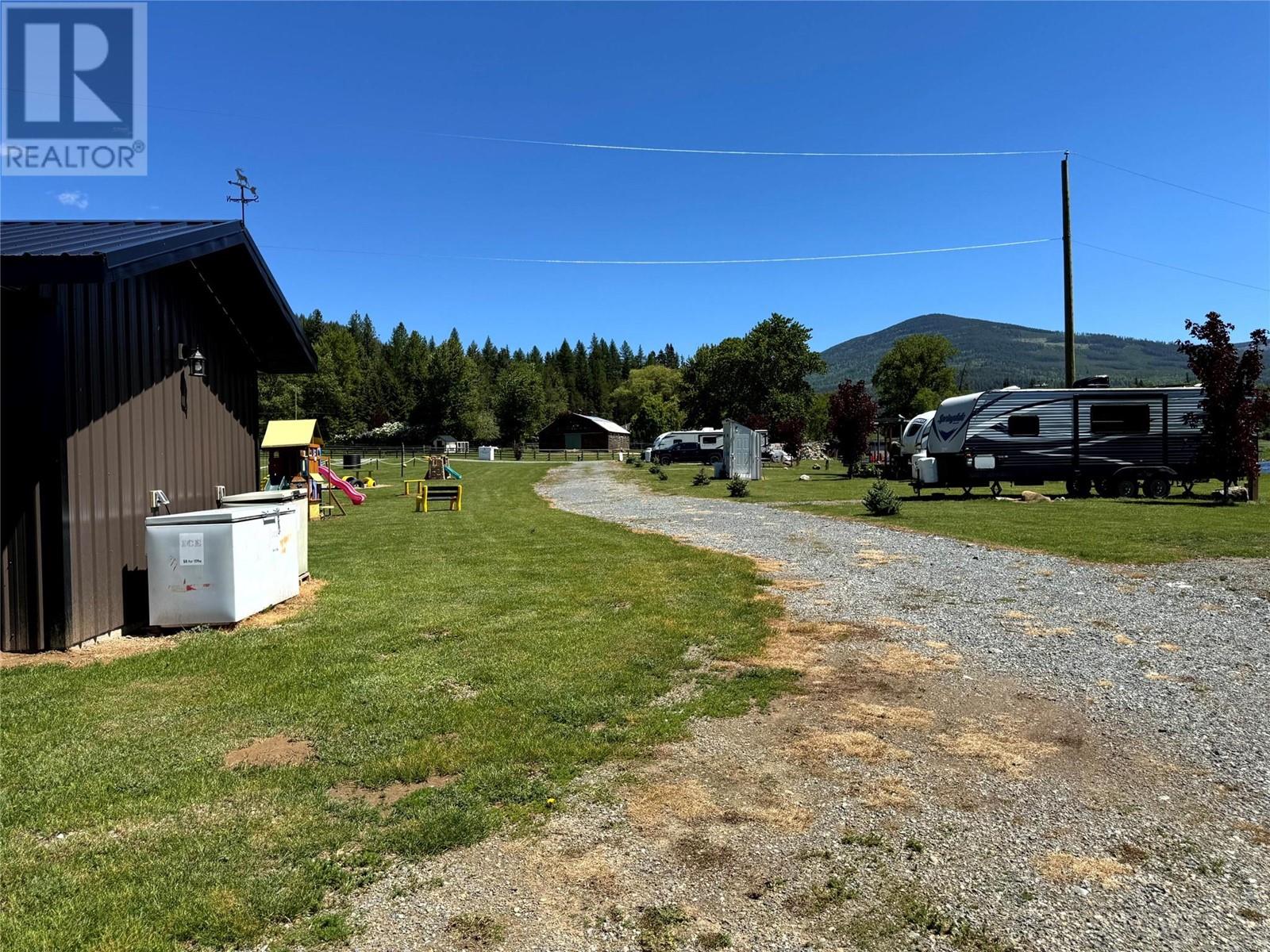 Other for Sale in Yahk – 8623 3/95 Highway, Yahk - Image 31