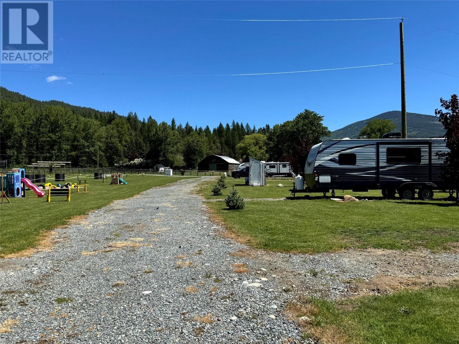 Other for Sale in Yahk – 8623 3/95 Highway, Yahk - Image 34