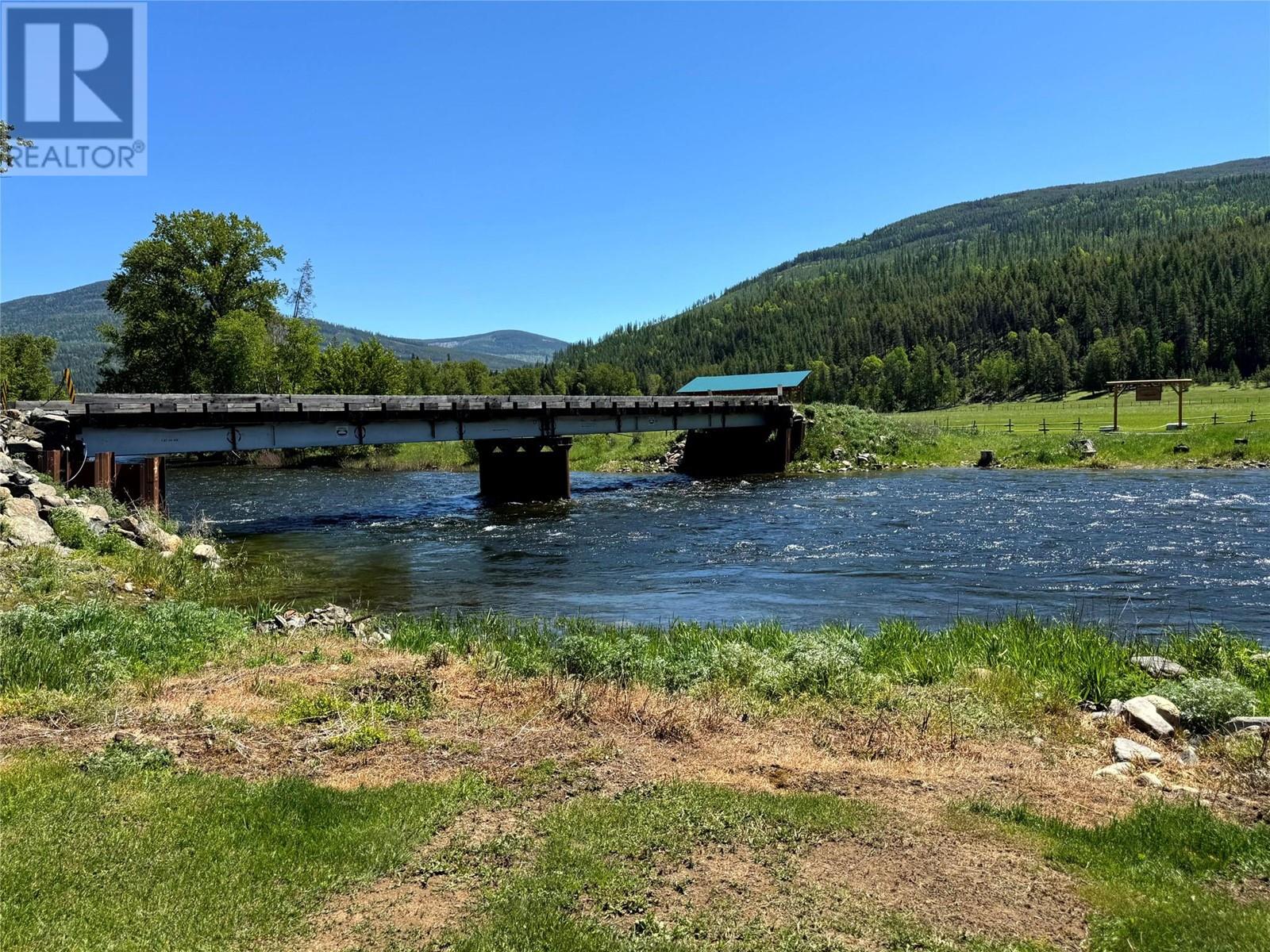Other for Sale in Yahk – 8623 3/95 Highway, Yahk - Image 37