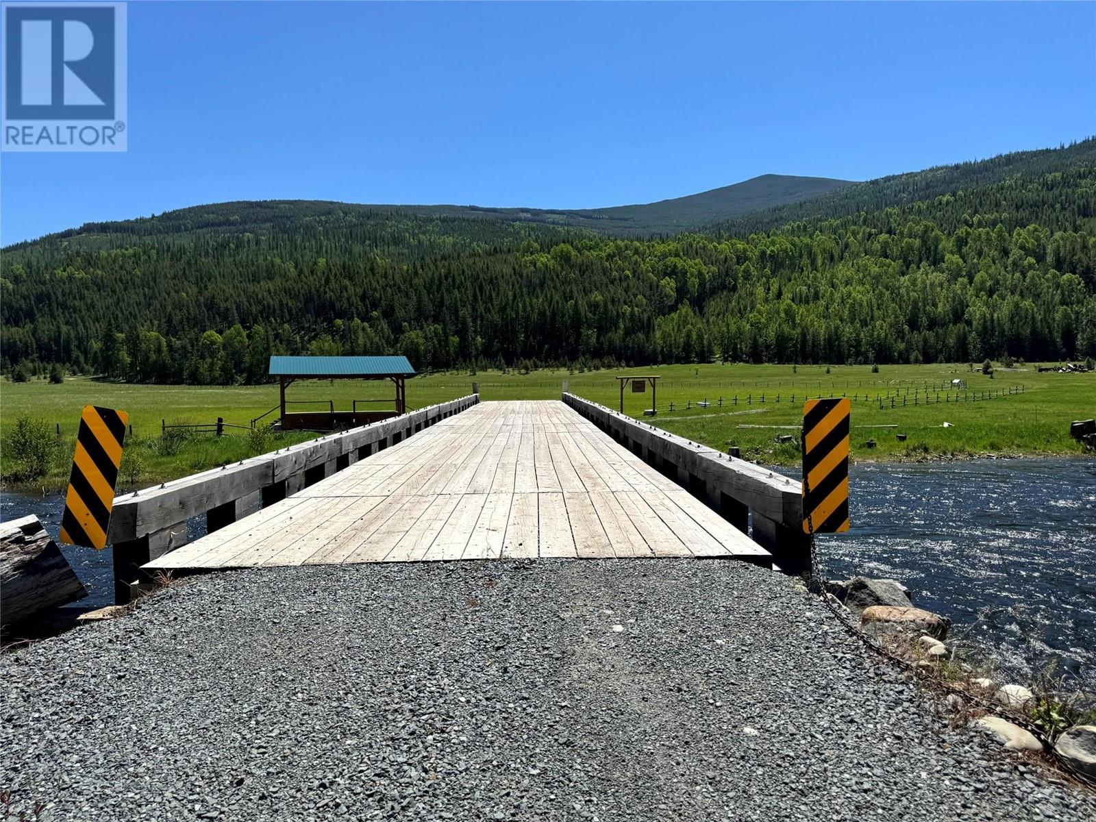 Other for Sale in Yahk – 8623 3/95 Highway, Yahk - Image 38