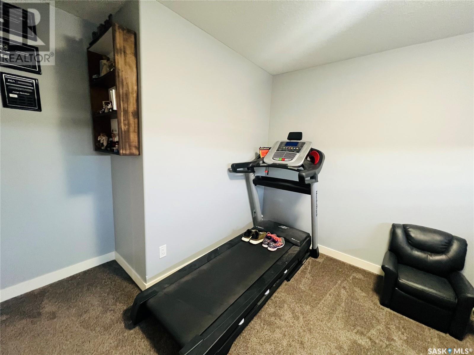 Photo 25 of 617 Douglas Drive, Swift Current SK