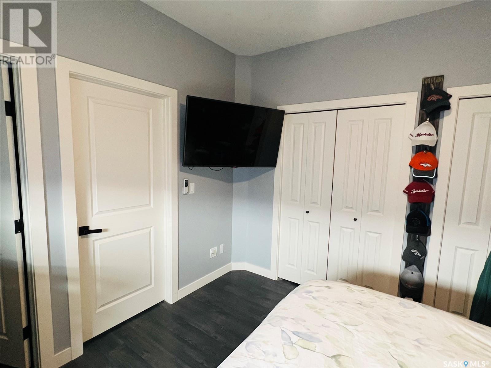 Photo 19 of 617 Douglas Drive, Swift Current SK