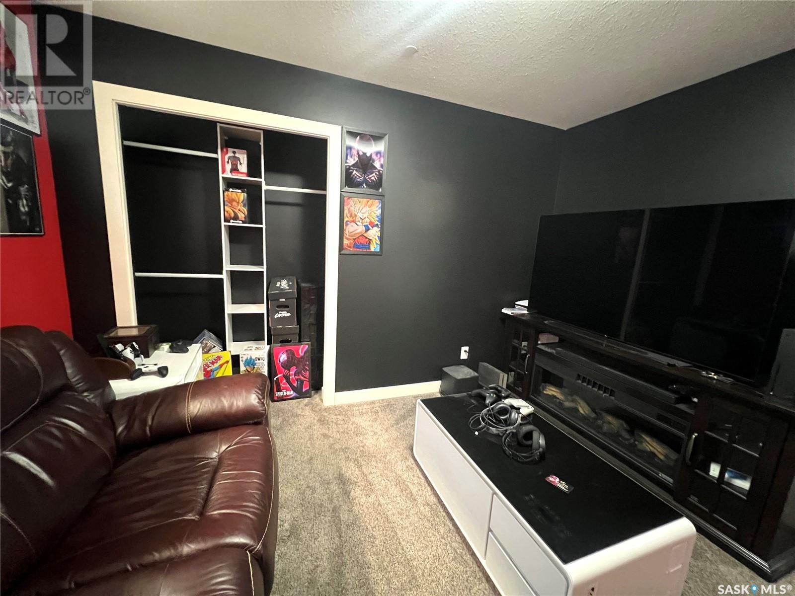 Photo 43 of 617 Douglas Drive, Swift Current SK
