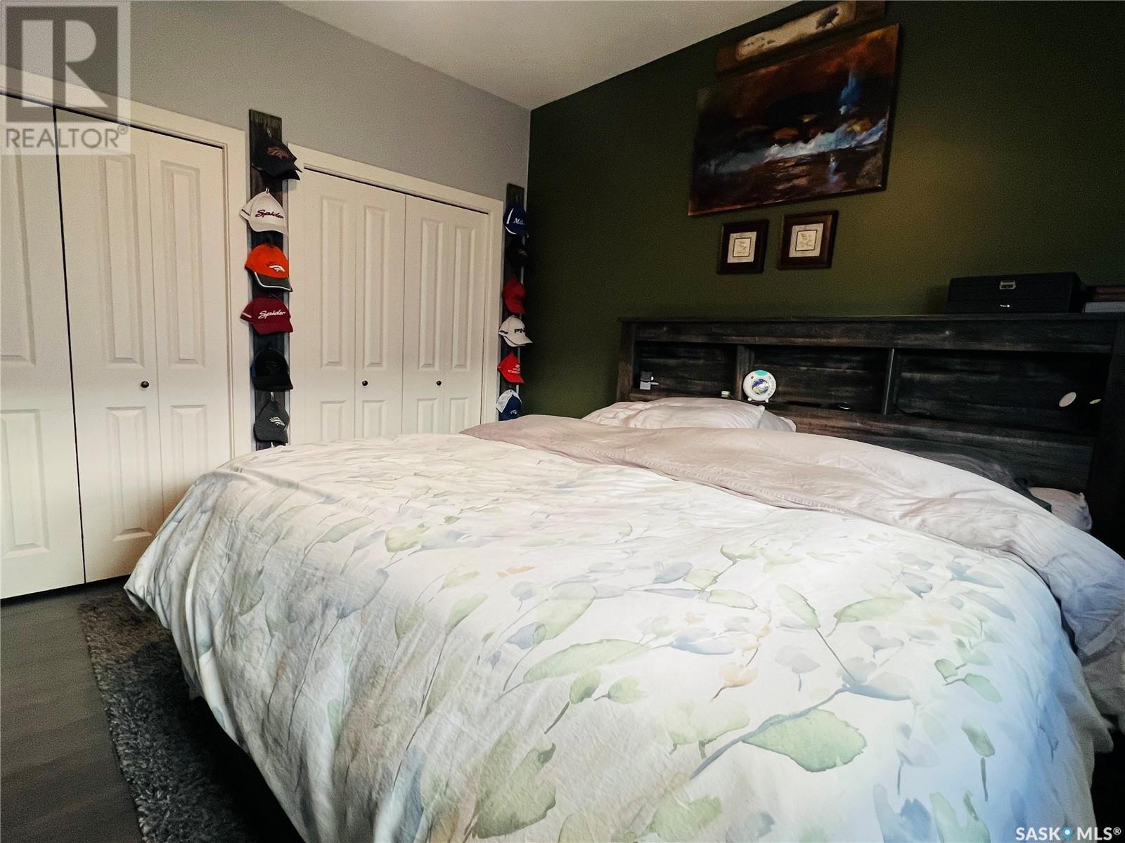 Photo 13 of 617 Douglas Drive, Swift Current SK