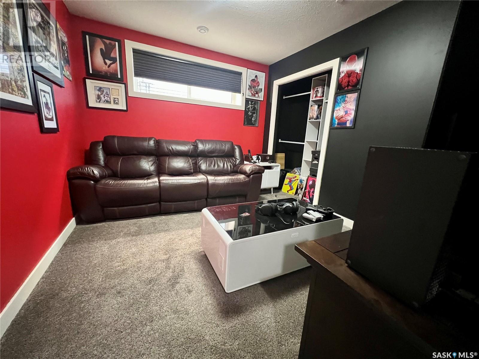 Photo 32 of 617 Douglas Drive, Swift Current SK