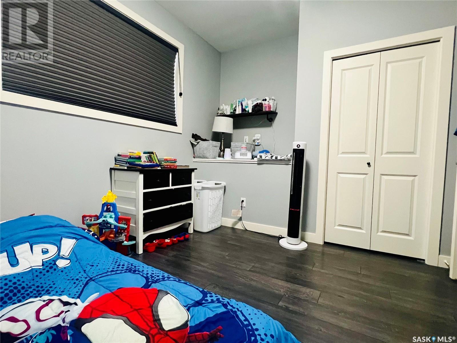 Photo 14 of 617 Douglas Drive, Swift Current SK
