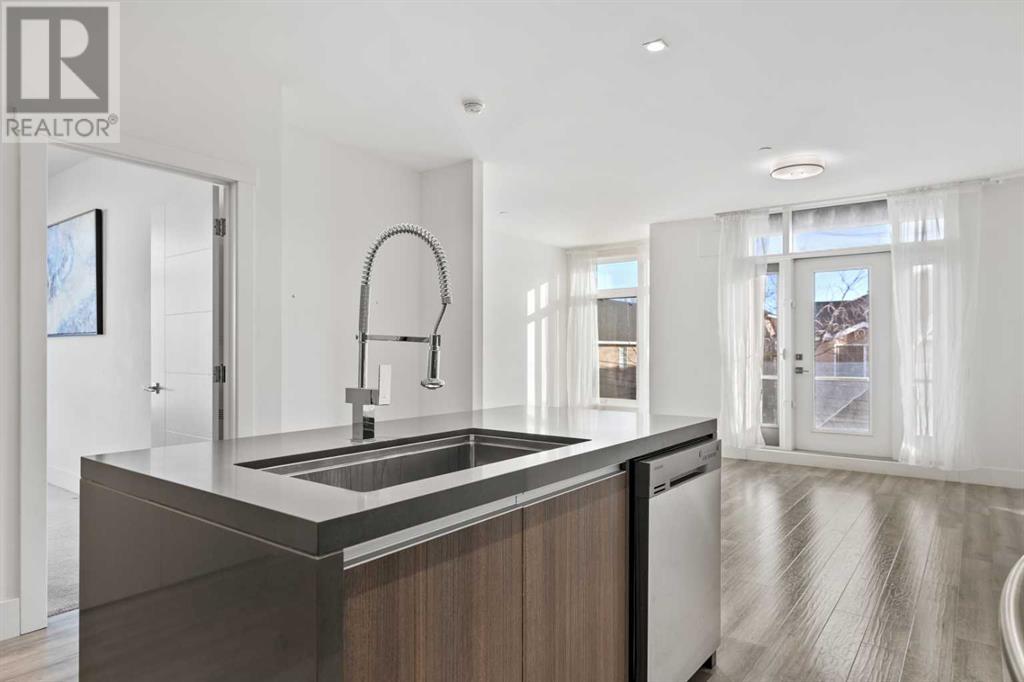 Single Family House for Sale in    Avenue NE Crescent Heights Calgary 