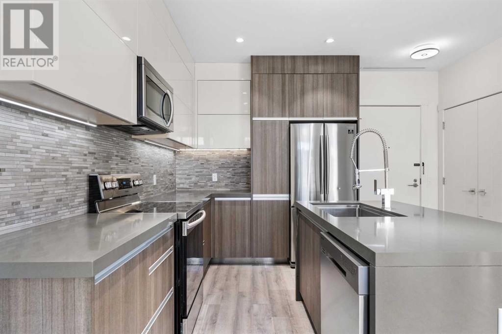 Single Family House for Sale in    Avenue NE Crescent Heights Calgary 