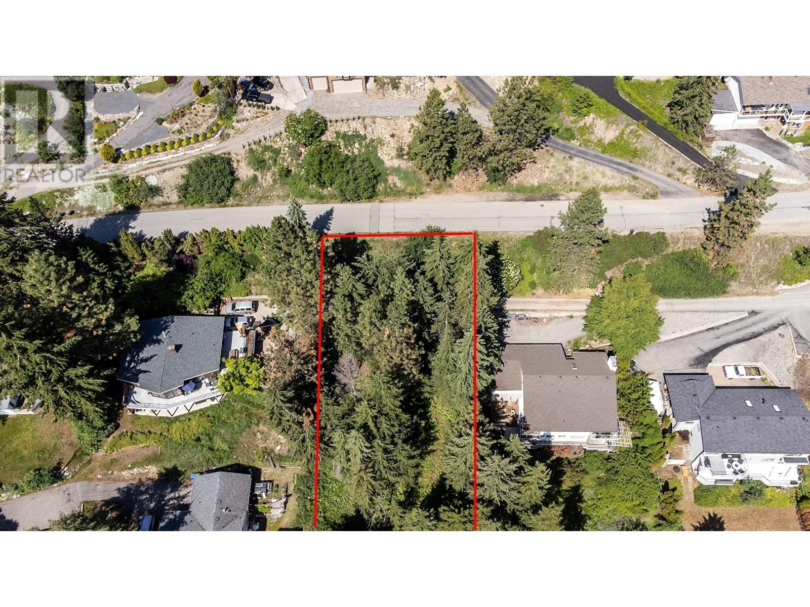  1525 Scott Crescent, West Kelowna