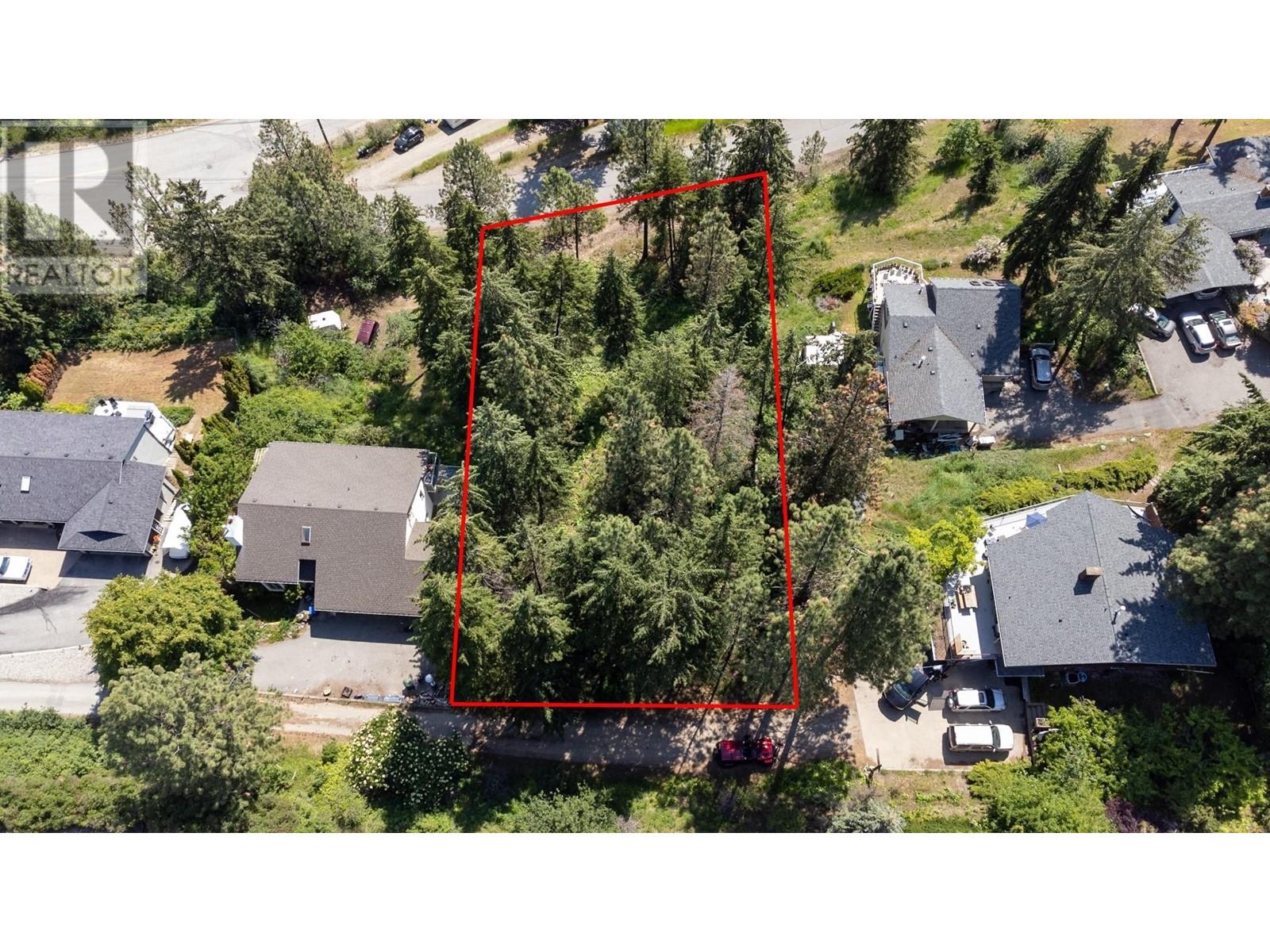  1525 Scott Crescent, West Kelowna