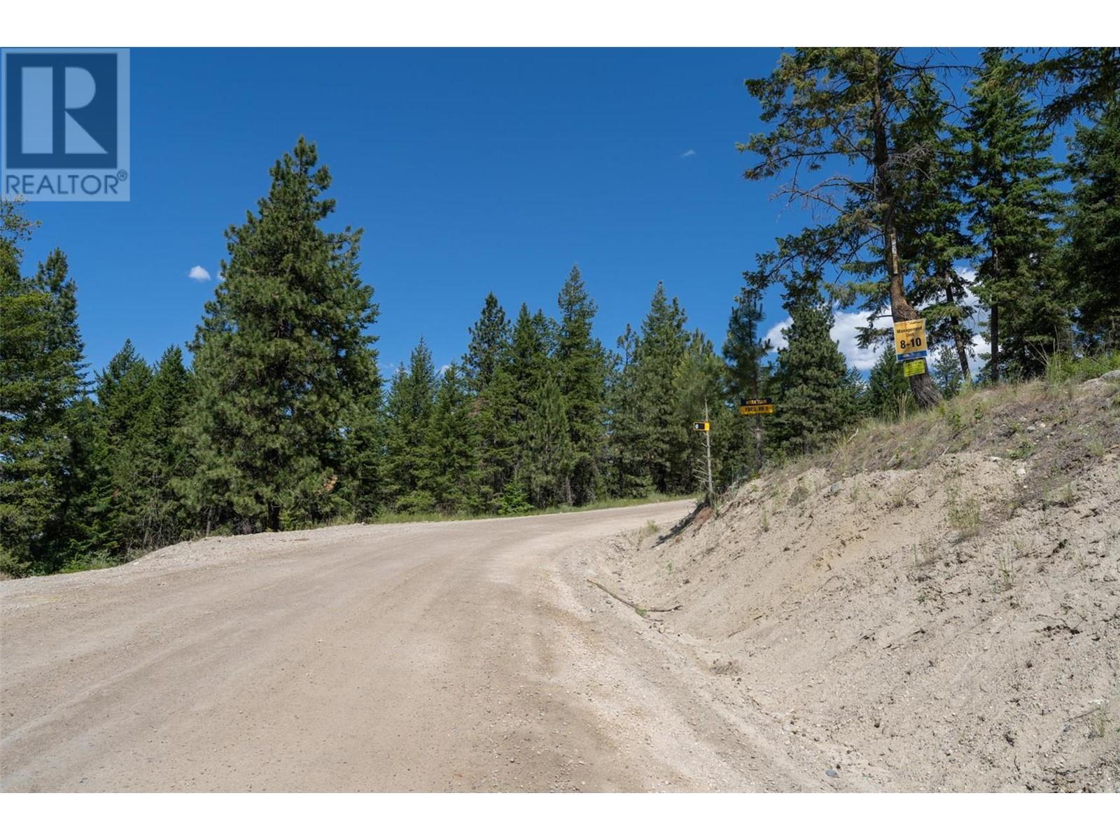  5401-5403 McCulloch Road, Kelowna