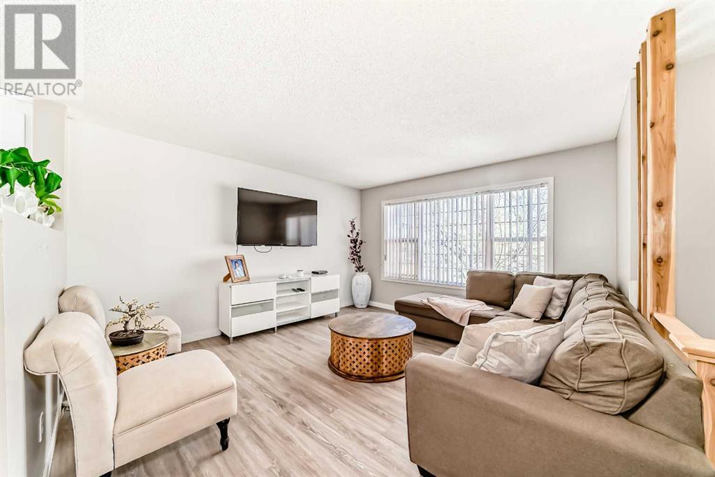 Single Family House 4 Level for Sale in  Bridleglen Road SW Bridlewood Calgary 