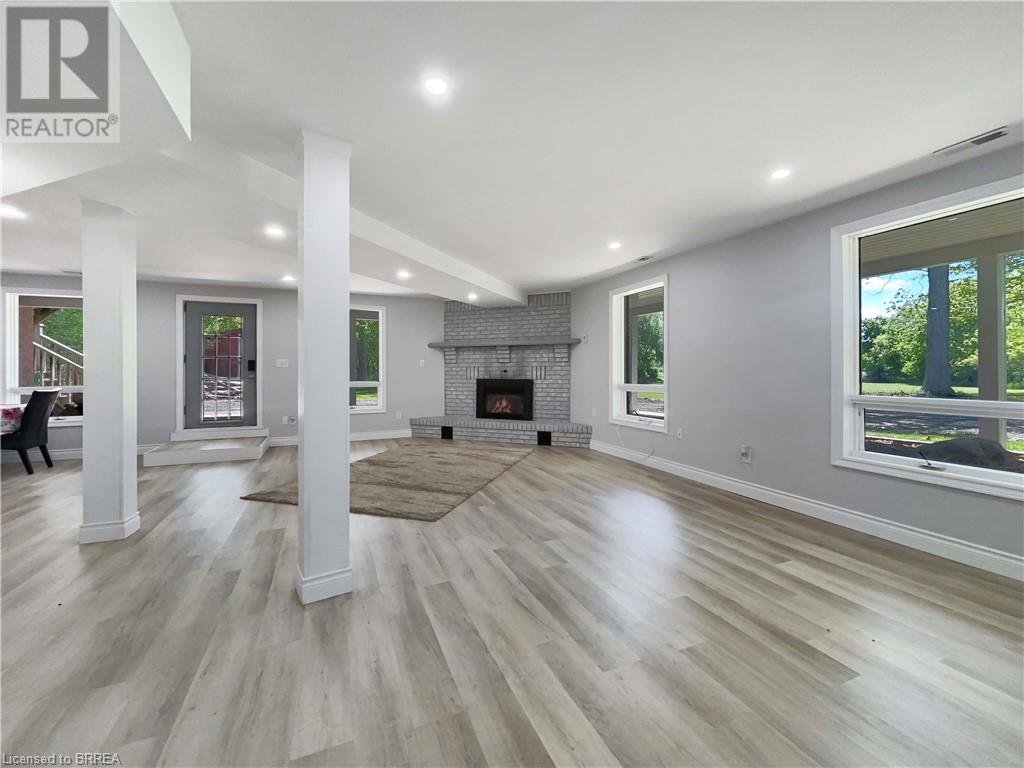 Photo 27 of 245 Hardy Road, Brantford ON