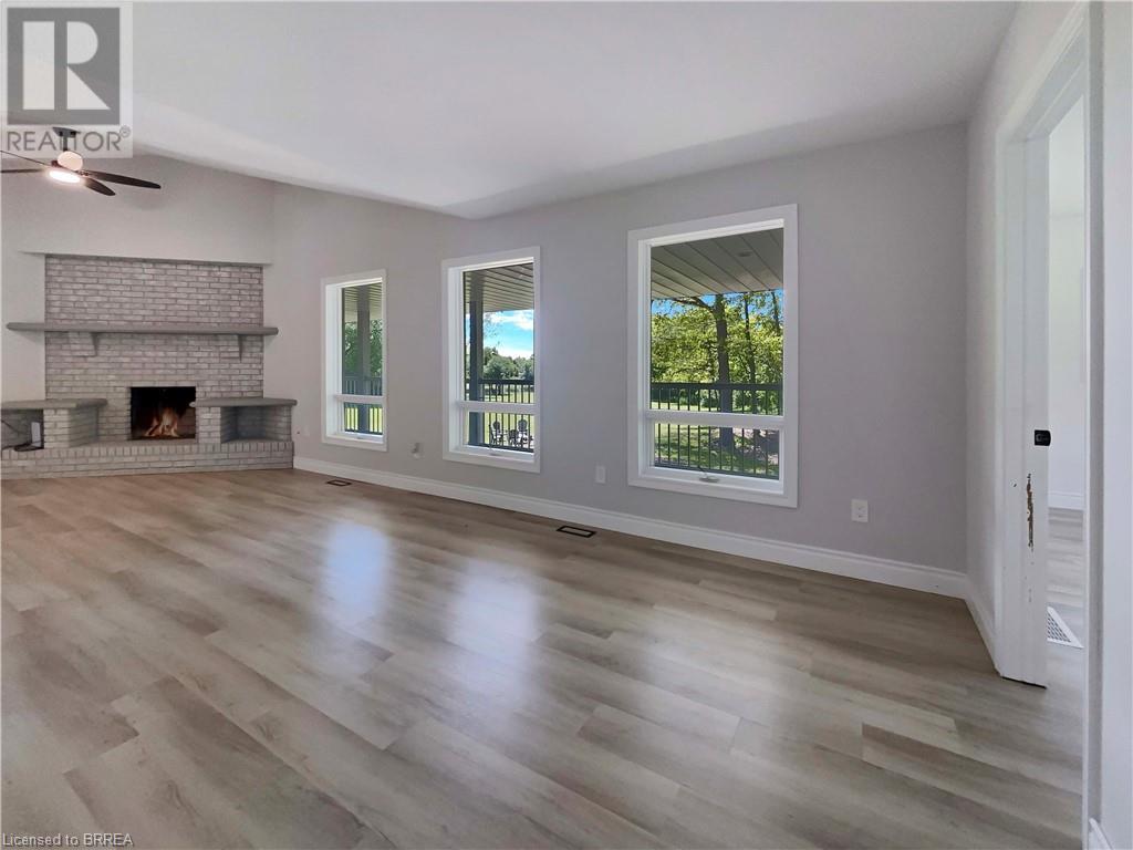 Photo 17 of 245 Hardy Road, Brantford ON