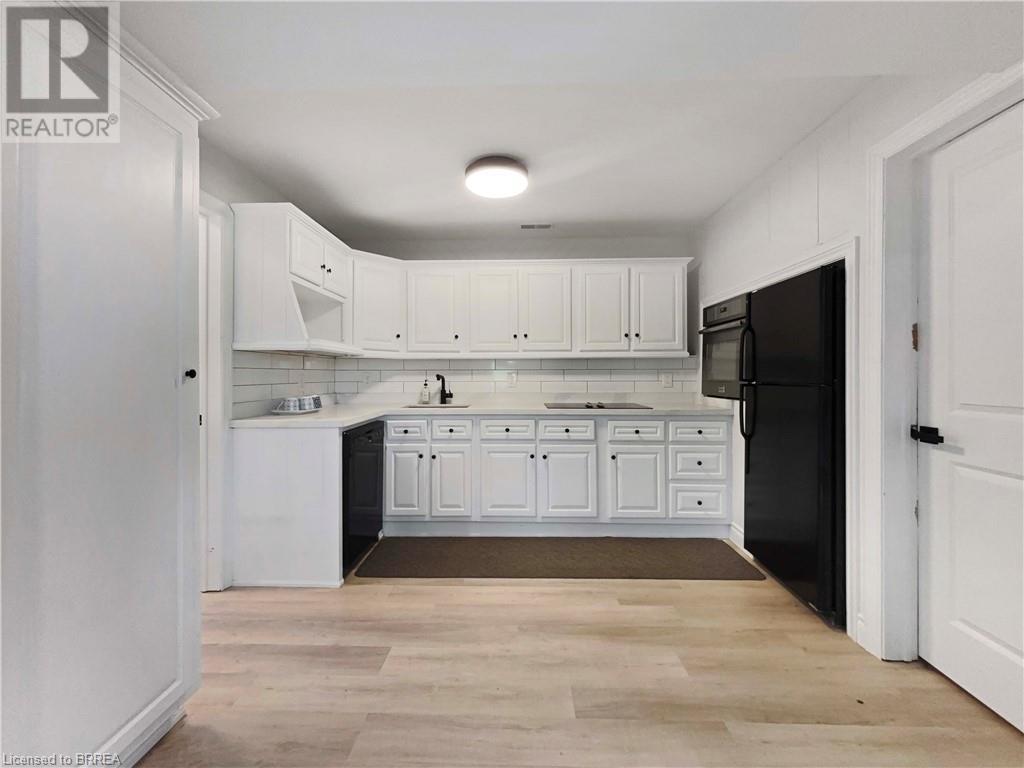 Photo 30 of 245 Hardy Road, Brantford ON
