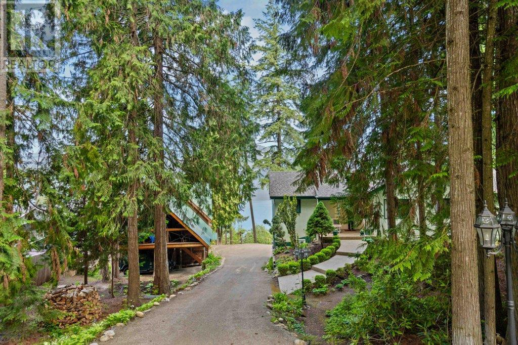 Photo 36 of 2593 Duncan Road, Blind Bay BC