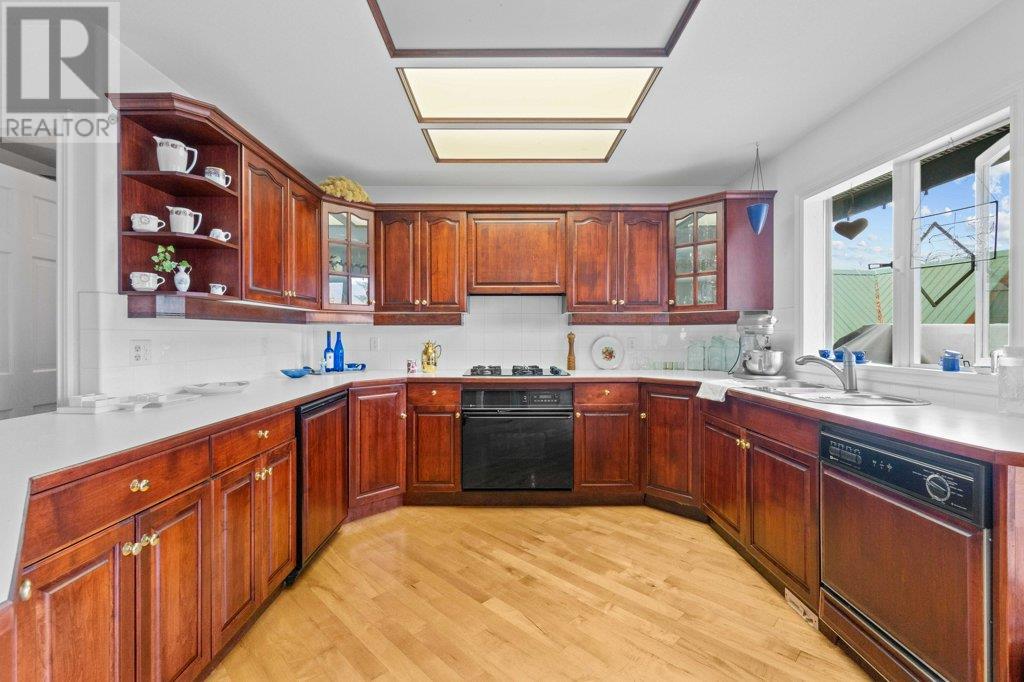 Photo 71 of 2593 Duncan Road, Blind Bay BC