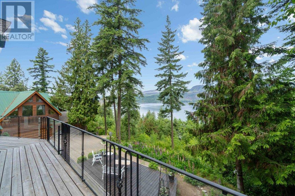 Photo 10 of 2593 Duncan Road, Blind Bay BC