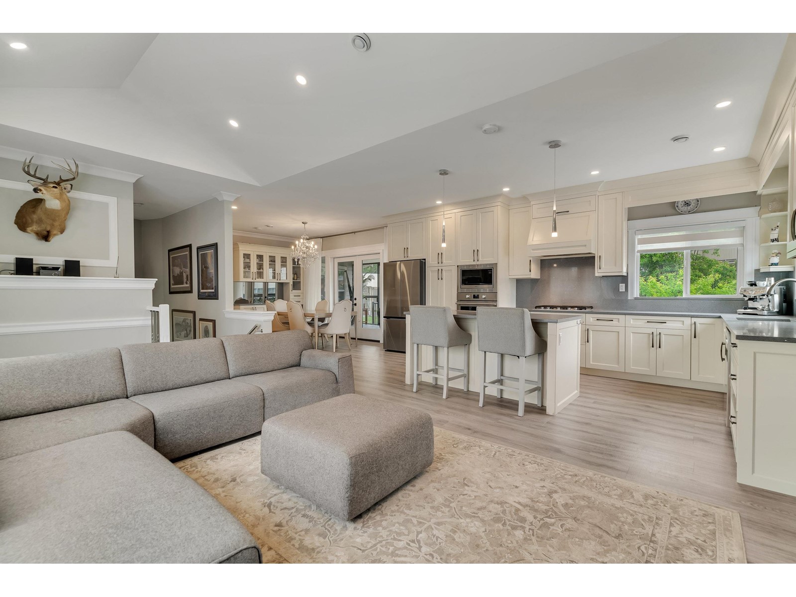Photo 3 of 11554 92 A Avenue, Delta BC