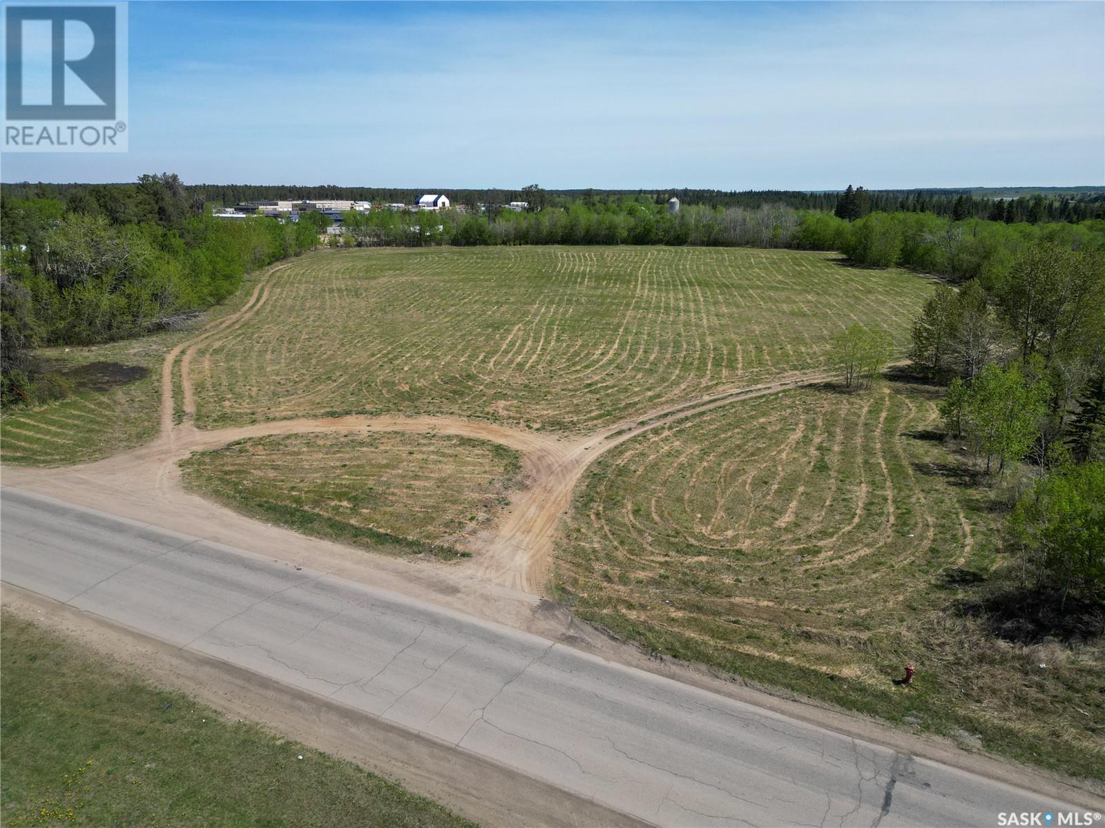Photo 19 of 970 Central Avenue N, Prince Albert SK