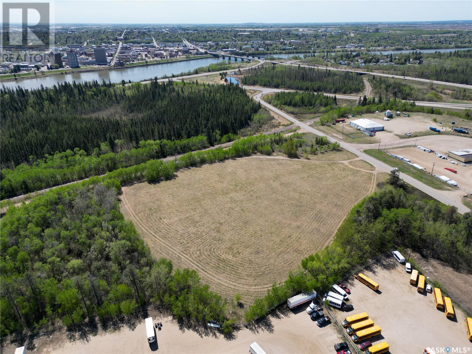 Photo 8 of 970 Central Avenue N, Prince Albert SK