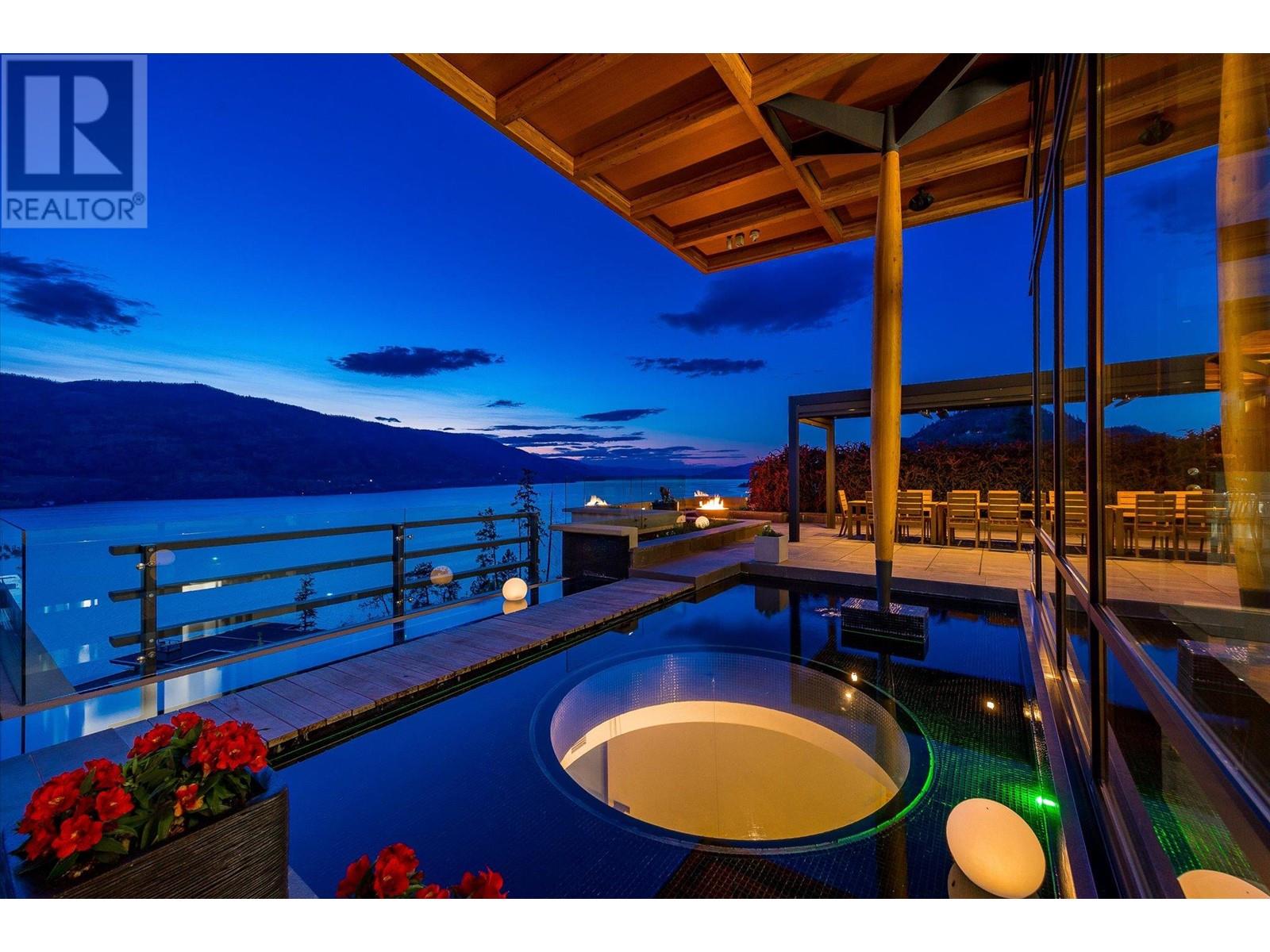 19 180 Sheerwater Court, Kelowna