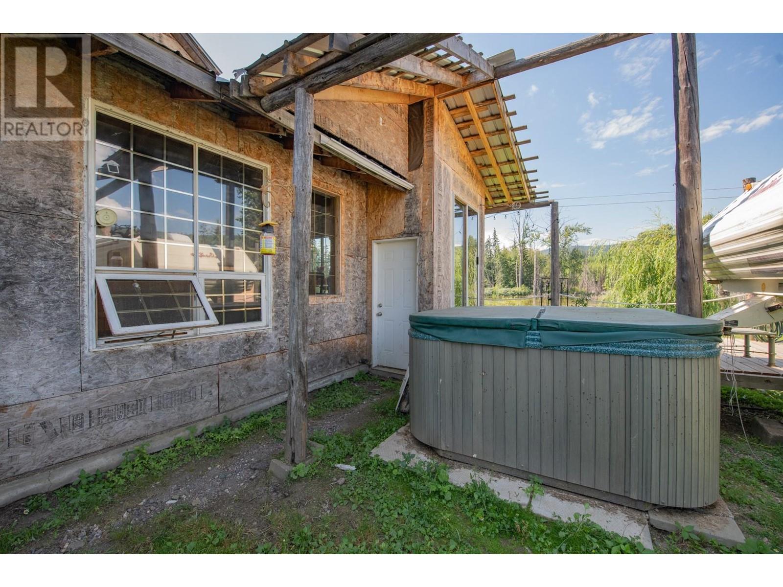 650 Trinity Valley Road, Lumby