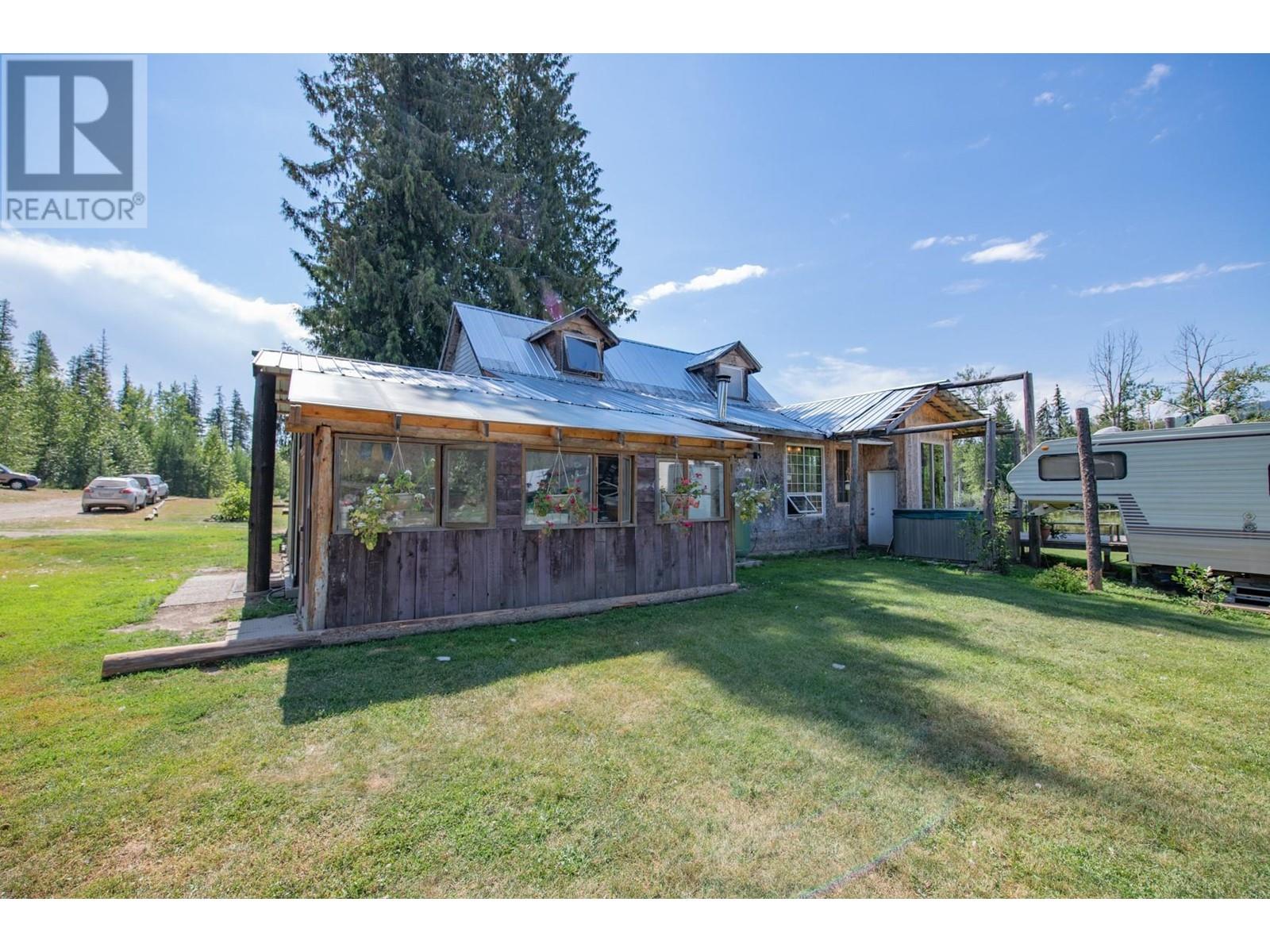 650 Trinity Valley Road, Lumby