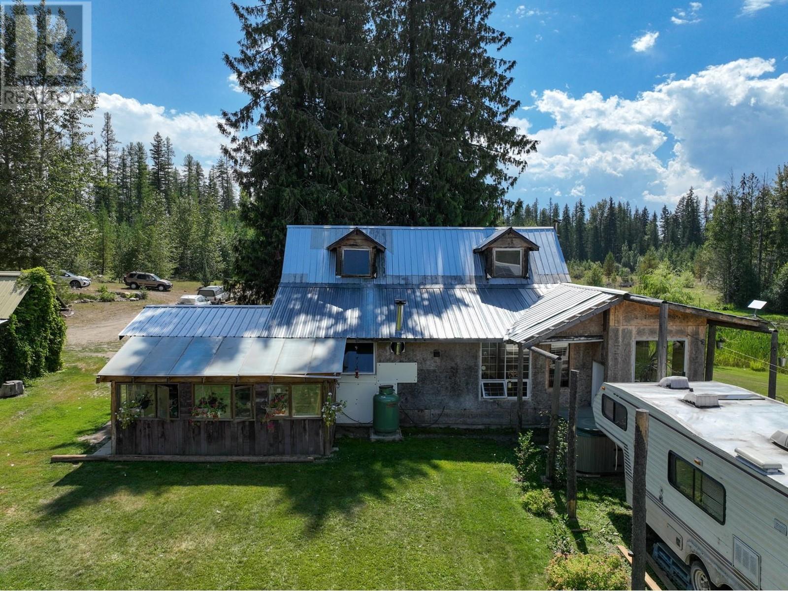 650 Trinity Valley Road, Lumby