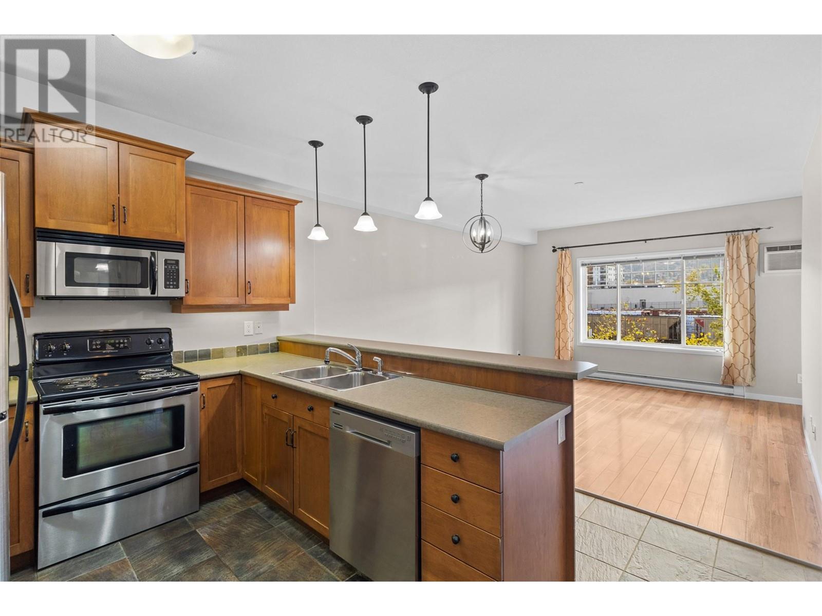 Photo 6 of 550 Lorne Street Unit 311, Kamloops BC