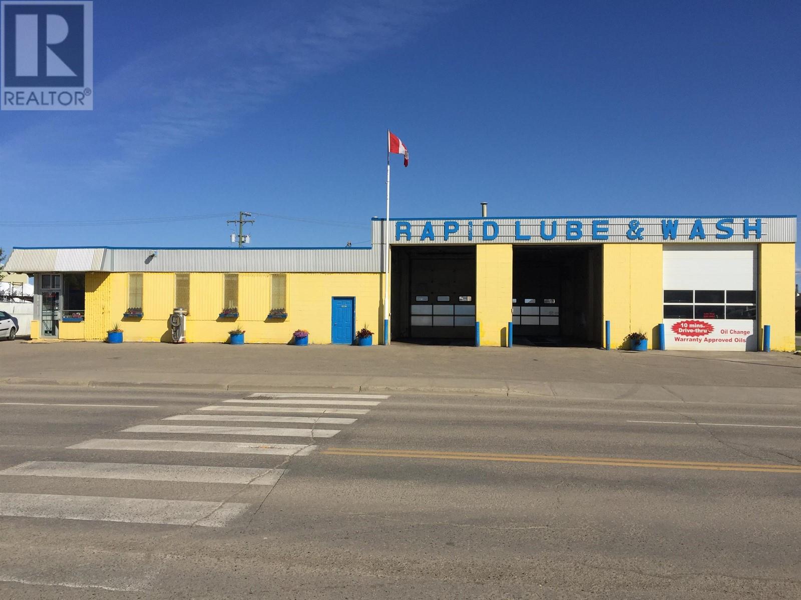 Photo 2 of 11204 100 Avenue, Fort St John BC
