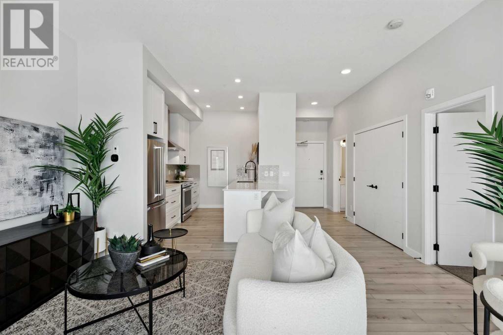 Single Family House for Sale in   Les Jardins Park SE Douglasdale/Glen Calgary 