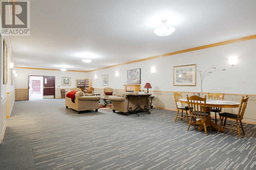 Single Family House for Sale in   Tuscany Springs Boulevard NW Tuscany Calgary 