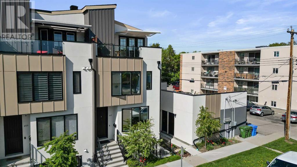 Single Family House for Sale in   Street NW Sunnyside Calgary 