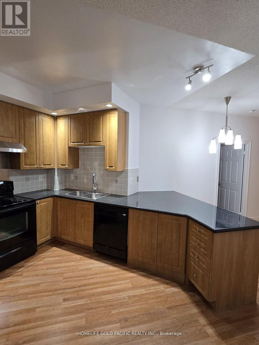 Photo 2 of 117 33 Cox Boulevard, Markham ON