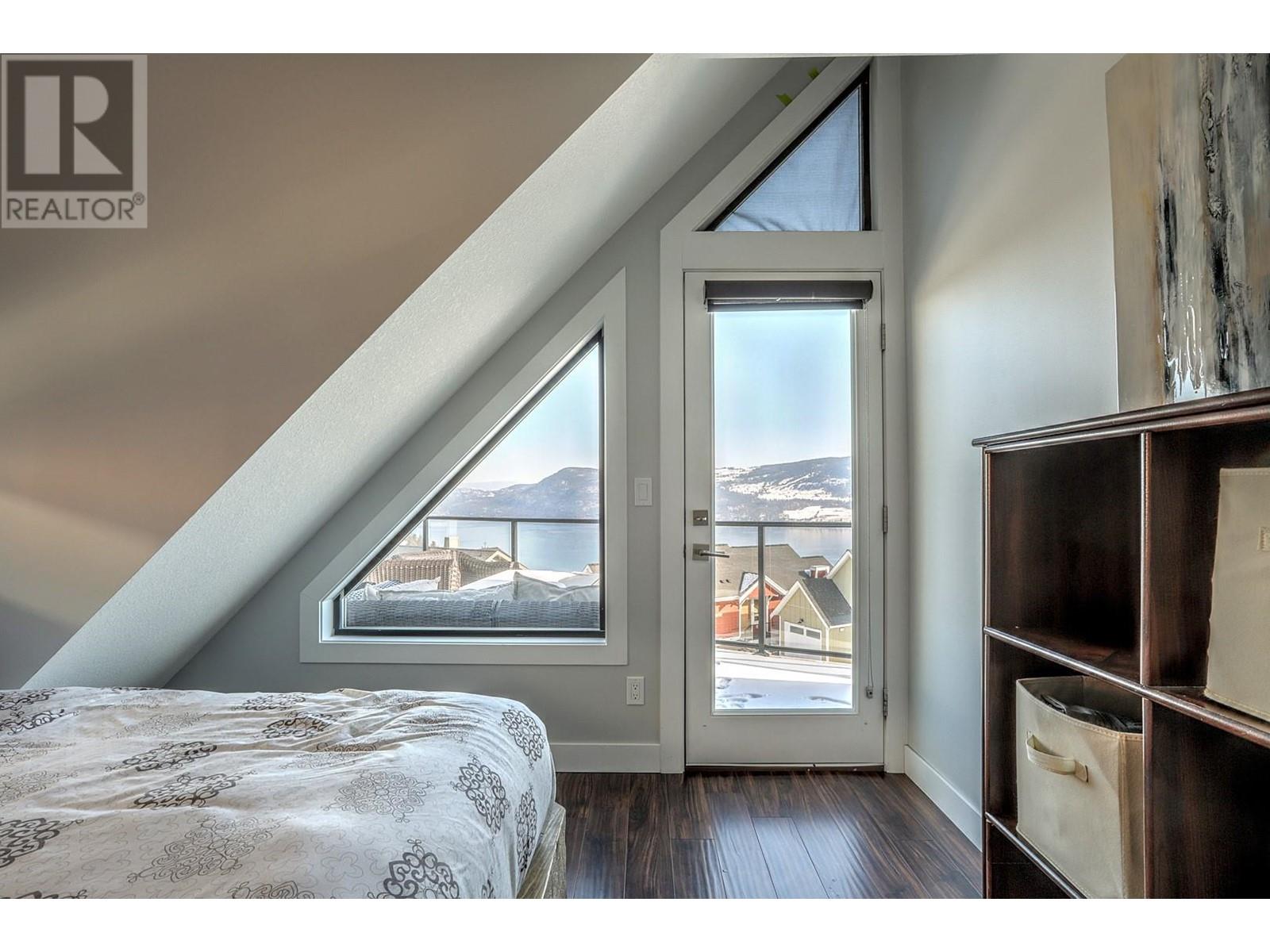 443 6963 Terazona Drive, Kelowna