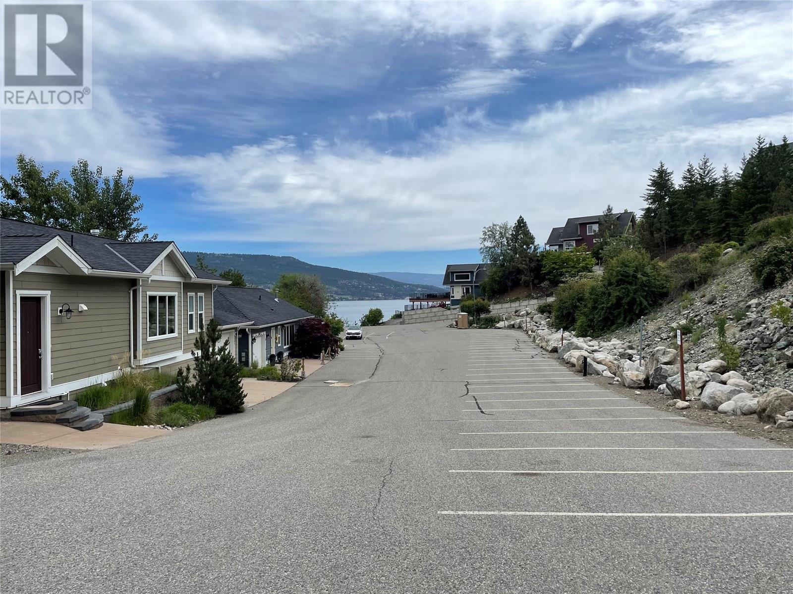 443 6963 Terazona Drive, Kelowna