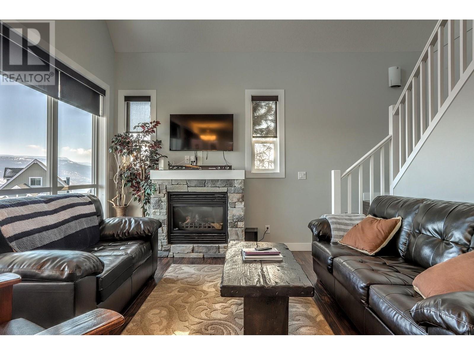 443 6963 Terazona Drive, Kelowna