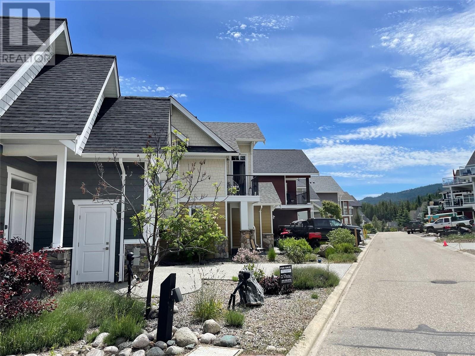 443 6963 Terazona Drive, Kelowna