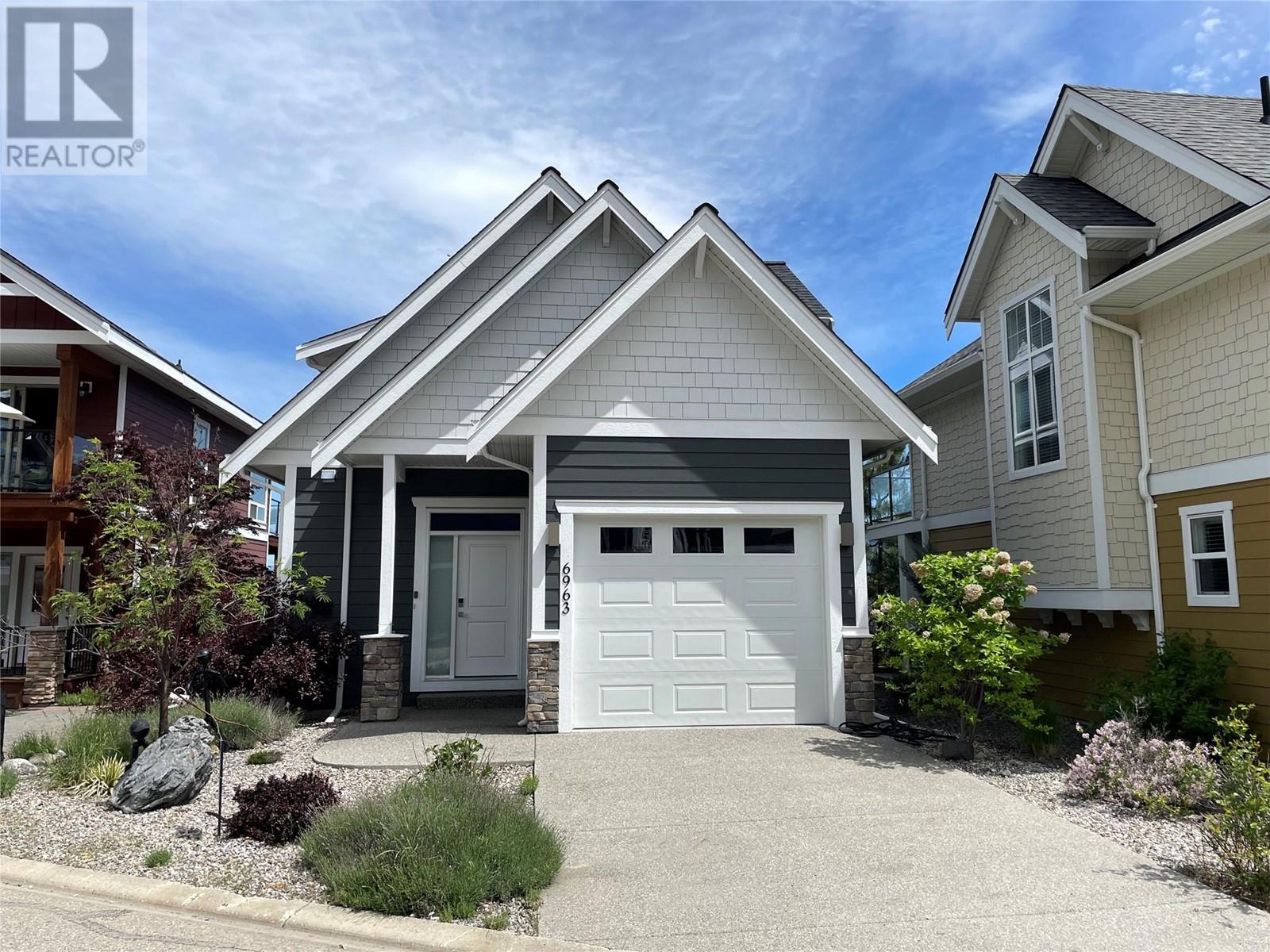443 6963 Terazona Drive, Kelowna