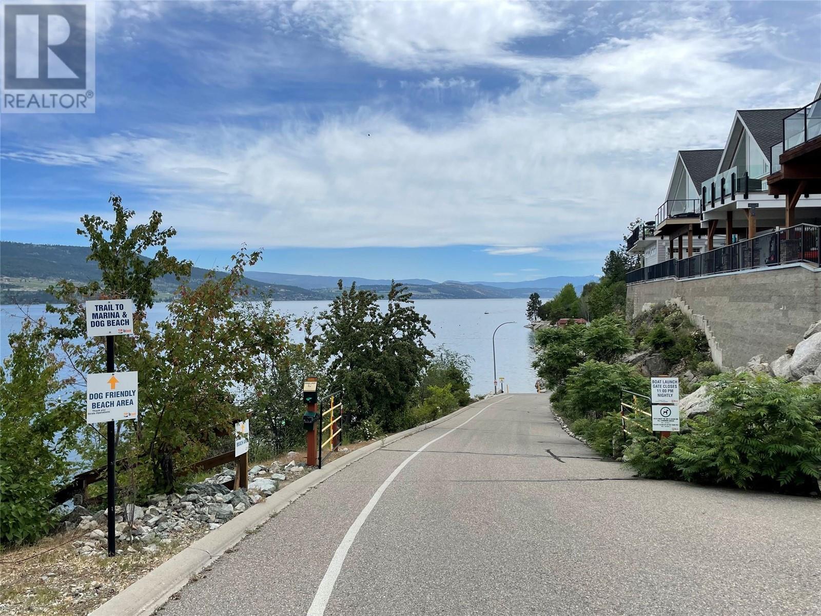 443 6963 Terazona Drive, Kelowna