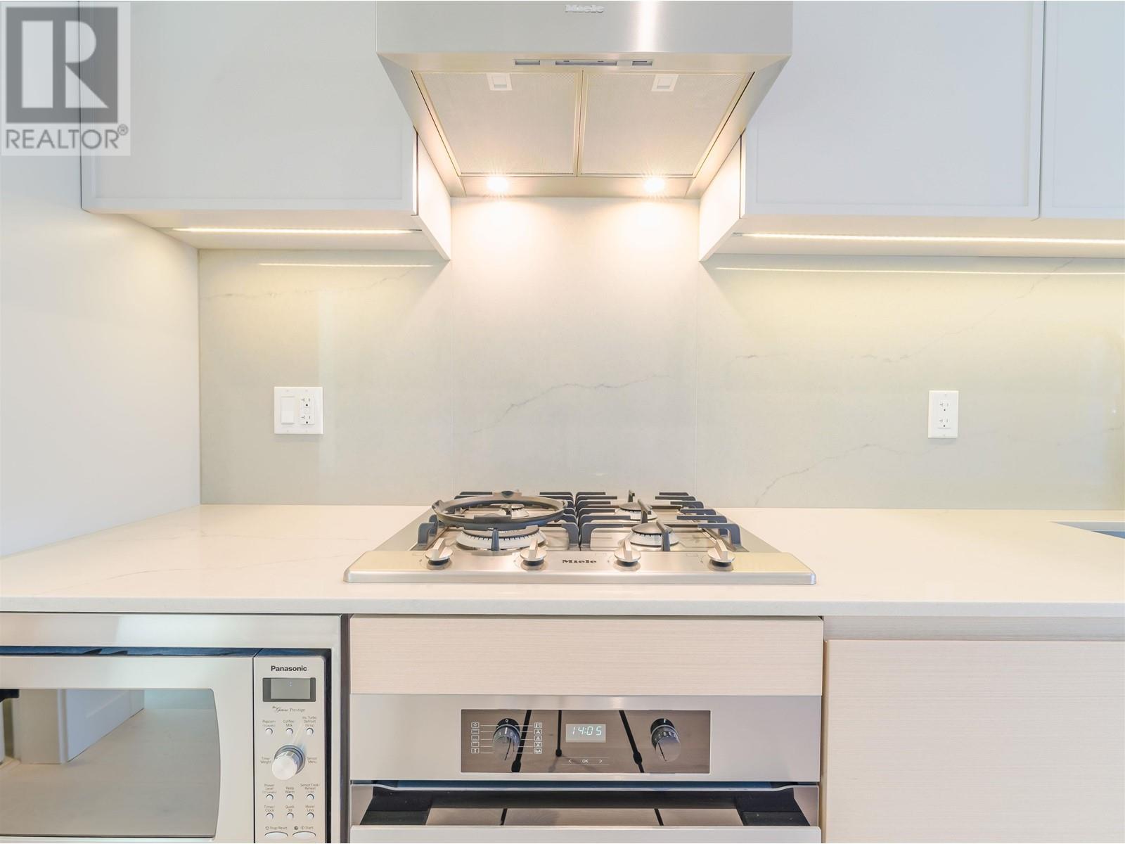 Photo 14 of 4422 Ash Street, Vancouver BC