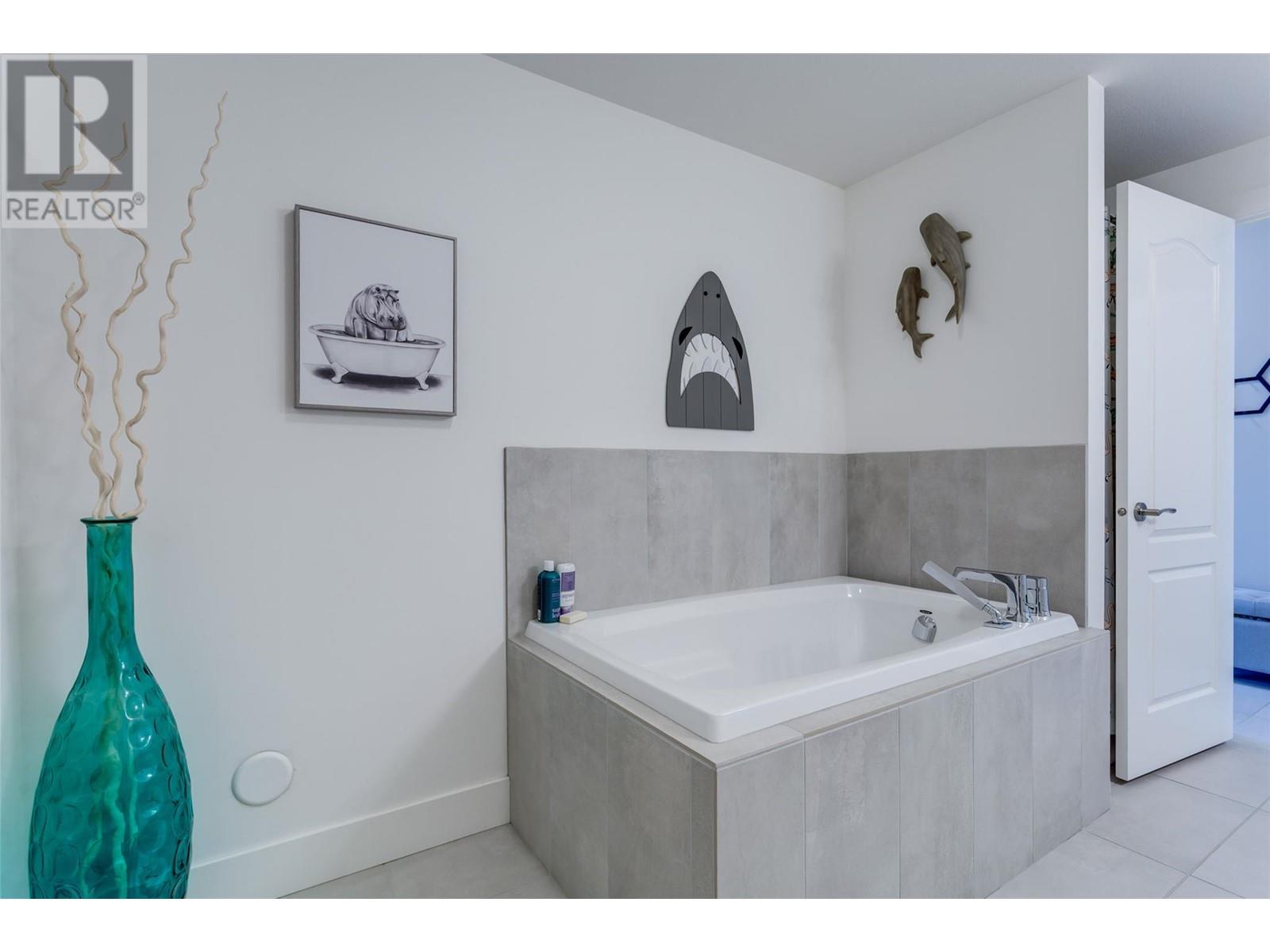  3411 WATER BIRCH CIRCLE Circle, Kelowna