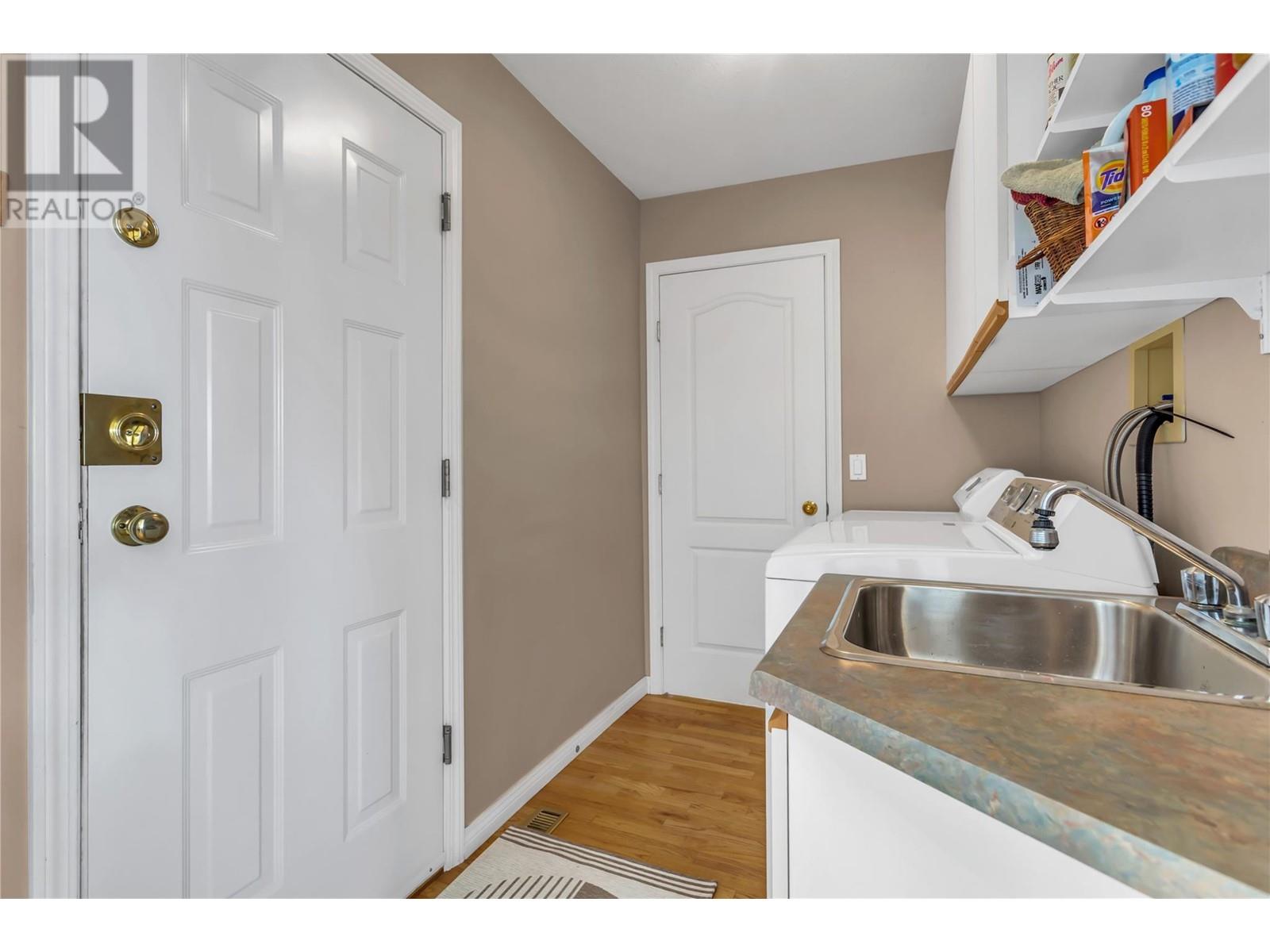  3576 Apple Way Boulevard, West Kelowna